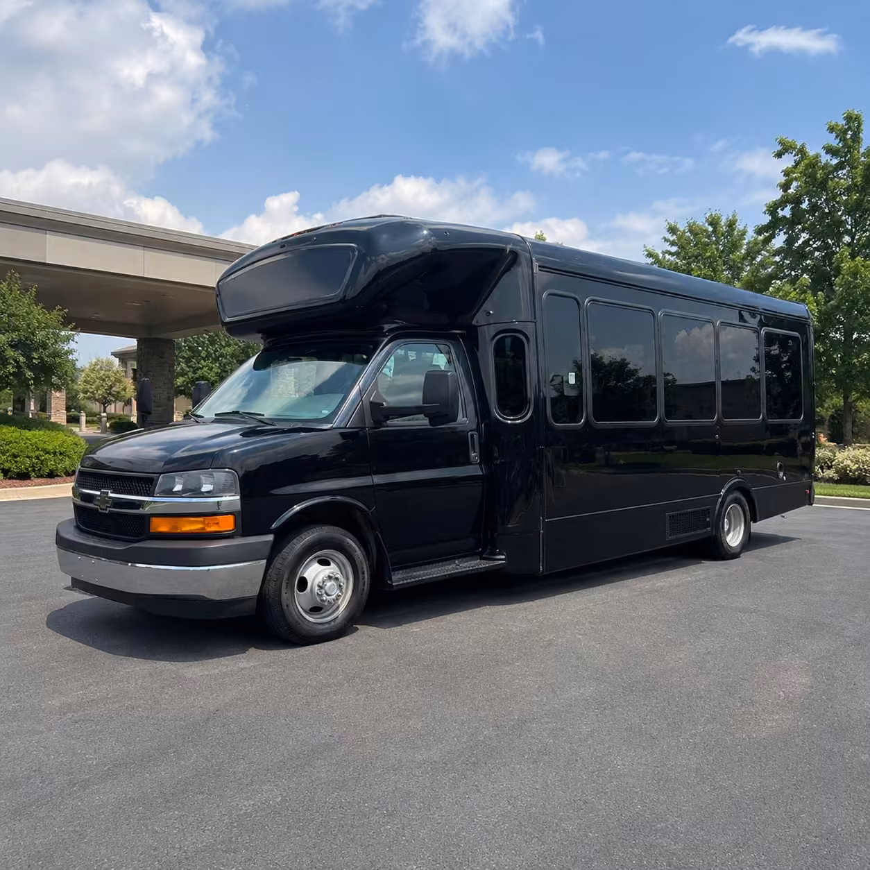 15 passenger party bus